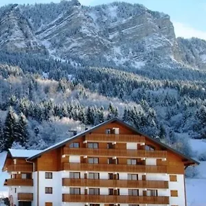 https://apartment-le-slalom.hotels-rhonealpes.com